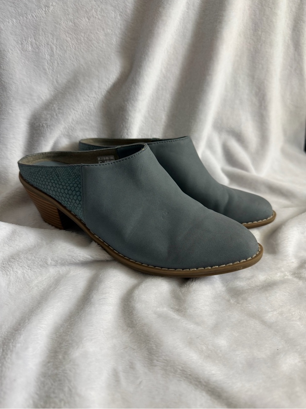 Rocket Dog Women's Beez Mules 7.5